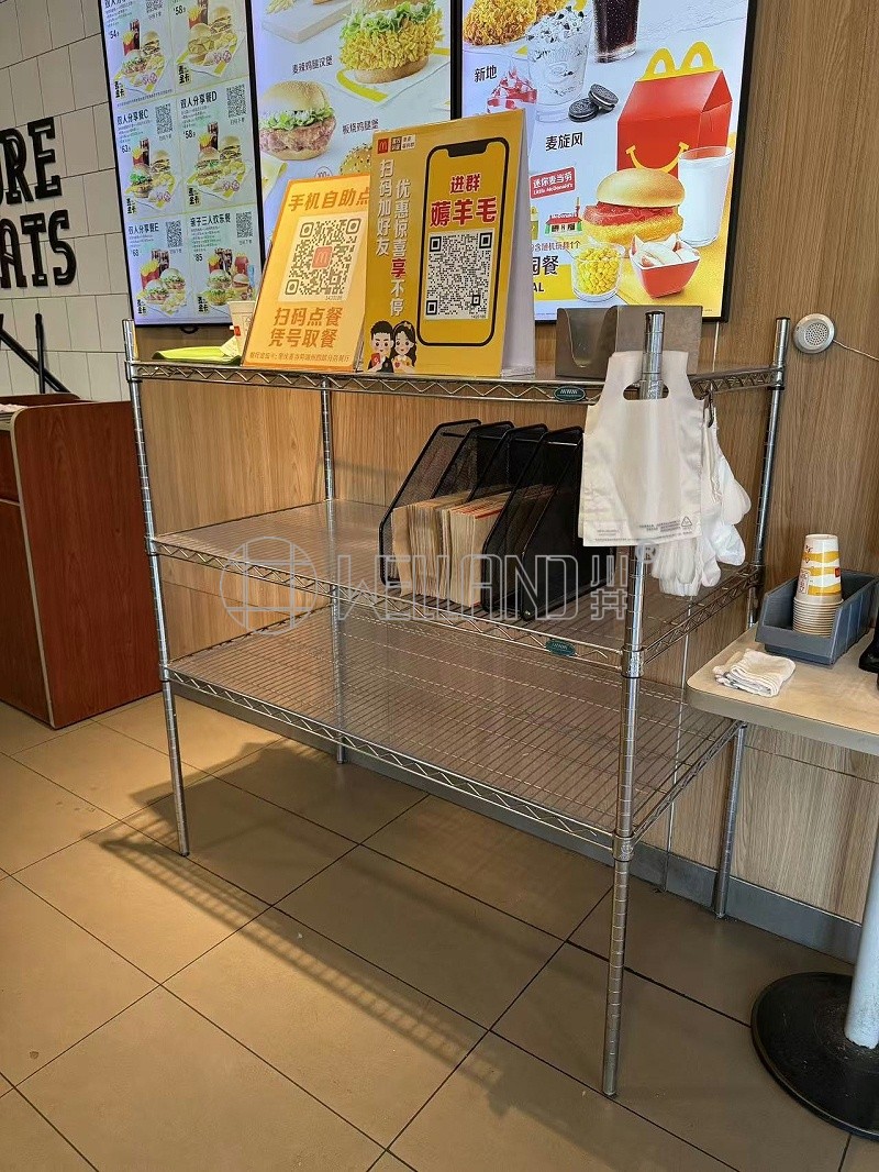 超越木質與塑料，金屬層架重塑智慧收納